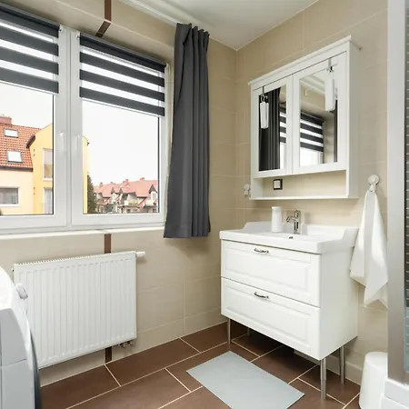 Apartment Dom Sianowska 130 M2, Parking & 3 Balkony By Renters