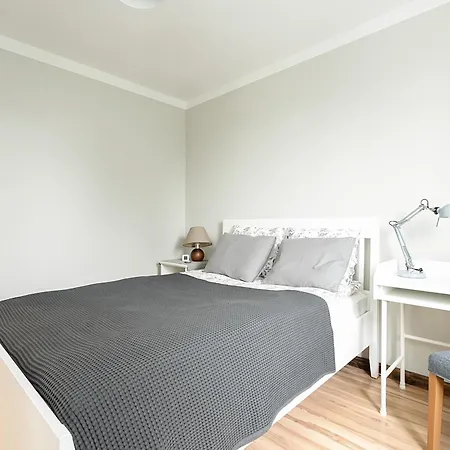 Apartment Dom Sianowska 130 M2, Parking & 3 Balkony By Renters Posen