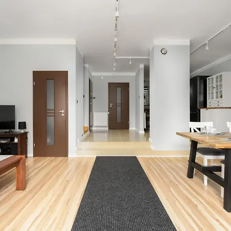 Apartment Dom Sianowska 130 M2, Parking & 3 Balkony By Renters *